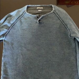 Carbon 2 Cobalt sweater